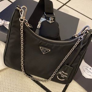 Prada Re-Edition 2005 Nylon Bag